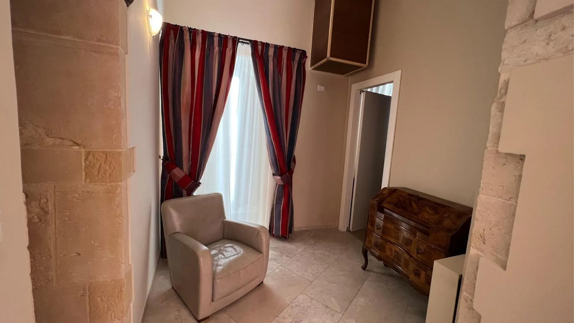 Hotel Ortigia Royal Suite Syracuse 4*,