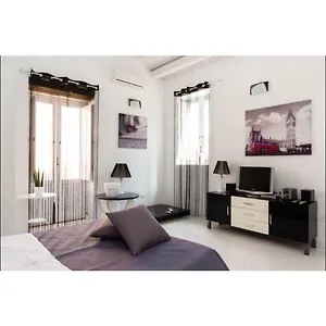 Monolocale Via Arizzi Syracuse